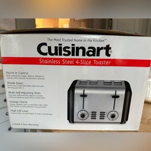 Cuisinart Stainless Steel 4 Slice Toaster. New / Never Used